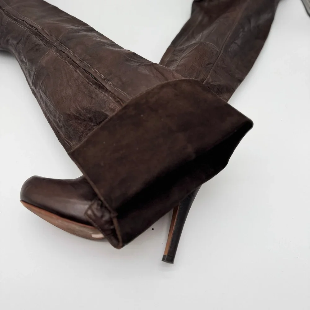Report Signature crafted from
